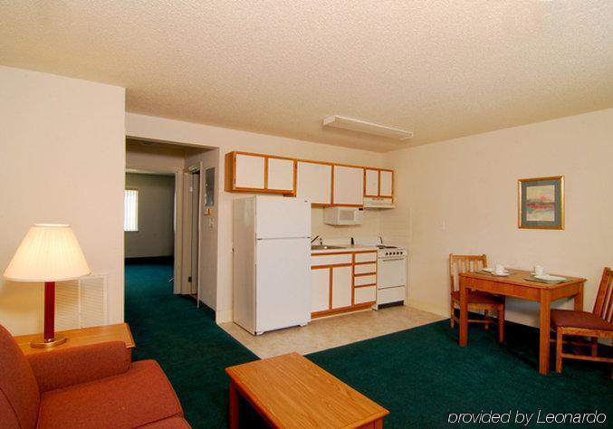 Affordable Suites Rocky Mount Room photo